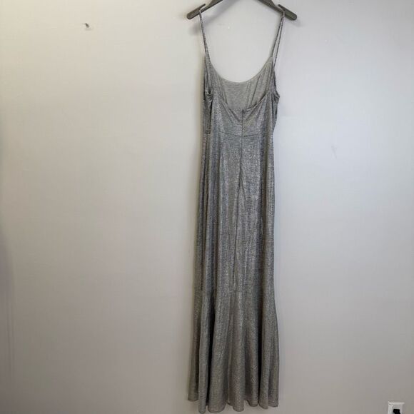 Hutch - Picture 10 of 13